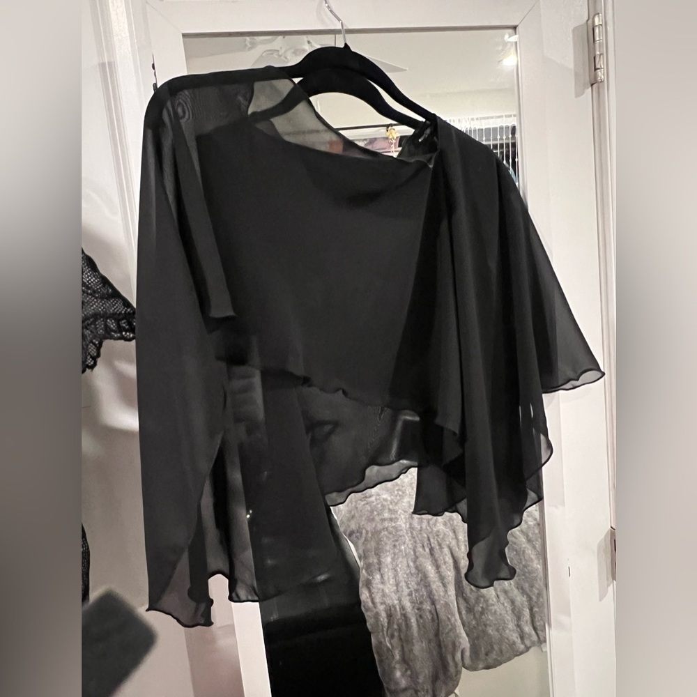 Pirose Black Chiffon Topper